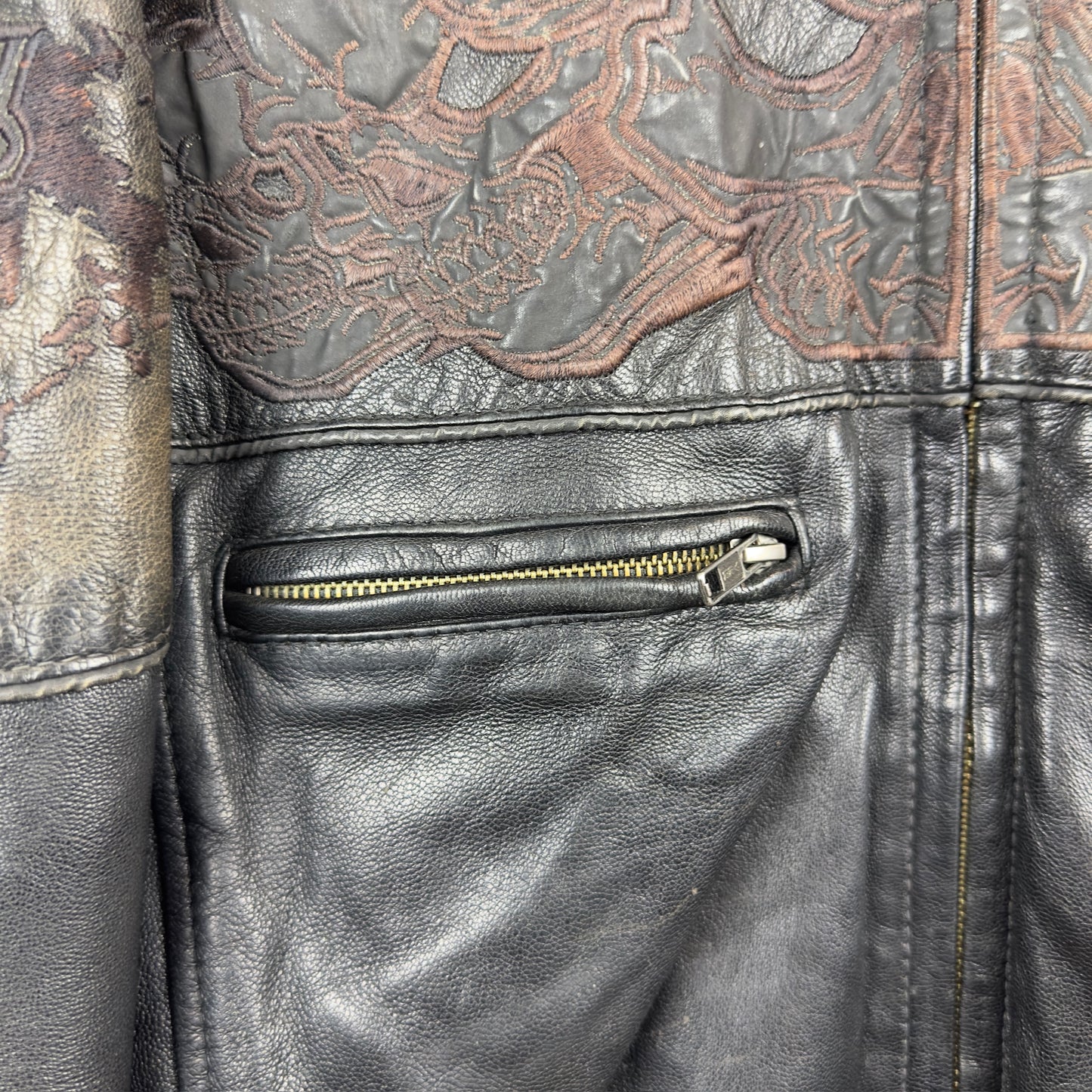 Open Road Skull Wrap Around Pattern Genuine Leather Biker Jacket