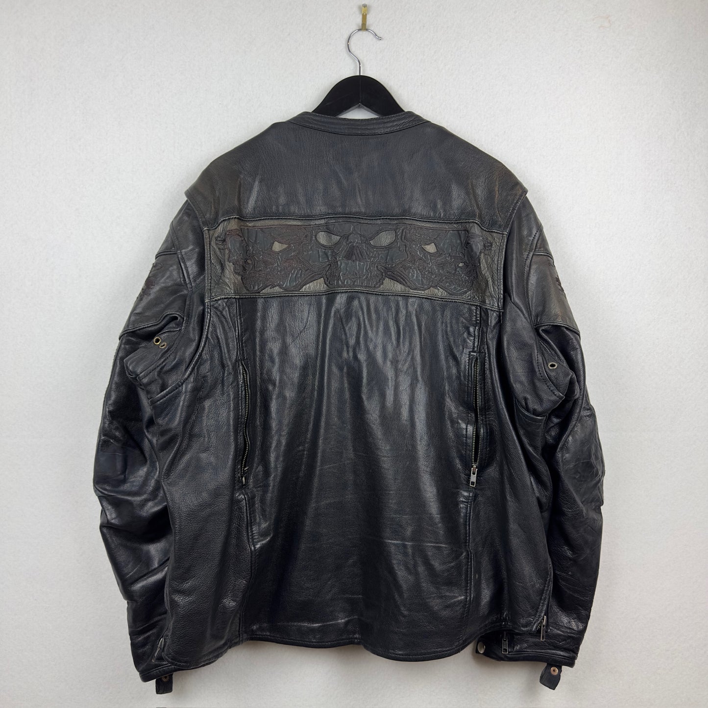 Open Road Skull Wrap Around Pattern Genuine Leather Biker Jacket