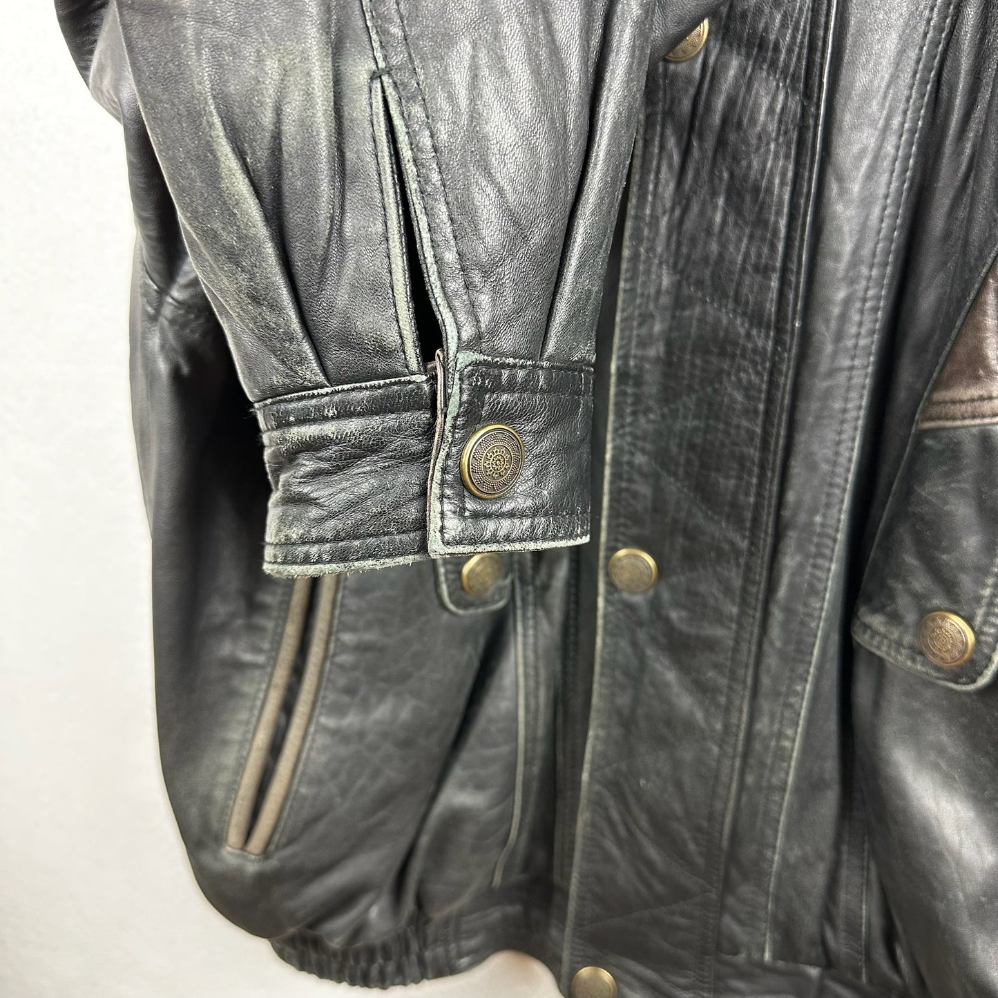 Vintage Boutique of Leather Black w/ Brown Accent Genuine Leather Full Zip Jacket