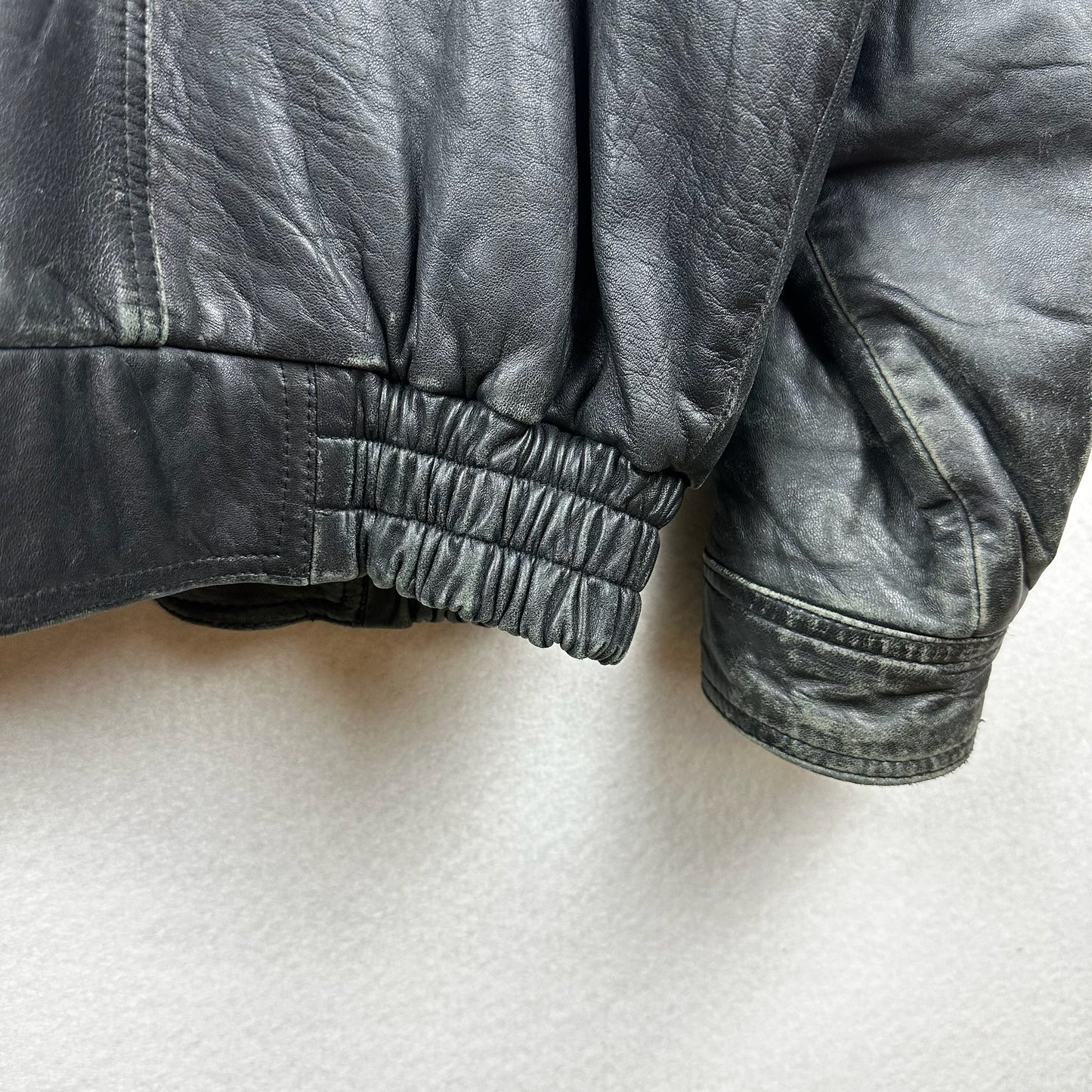 Vintage Boutique of Leather Black w/ Brown Accent Genuine Leather Full Zip Jacket