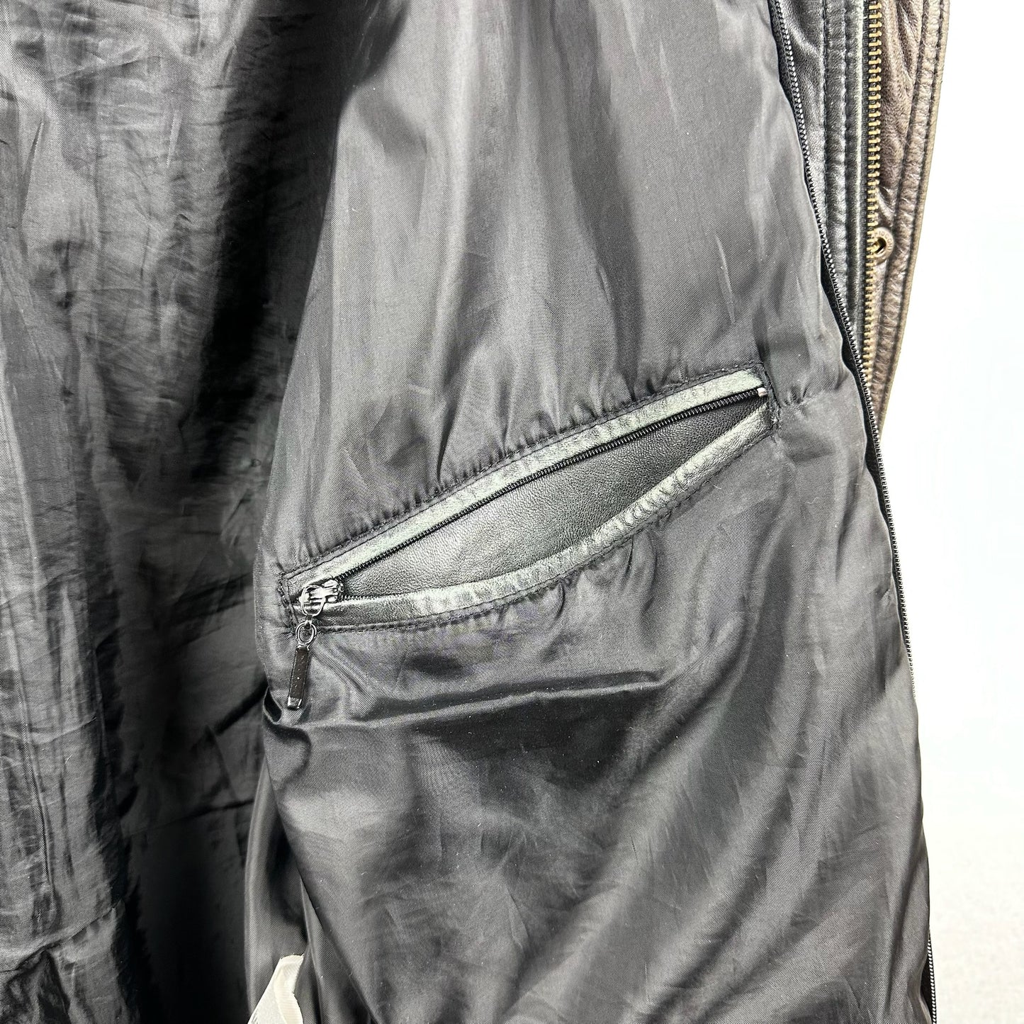 Vintage Boutique of Leather Black w/ Brown Accent Genuine Leather Full Zip Jacket