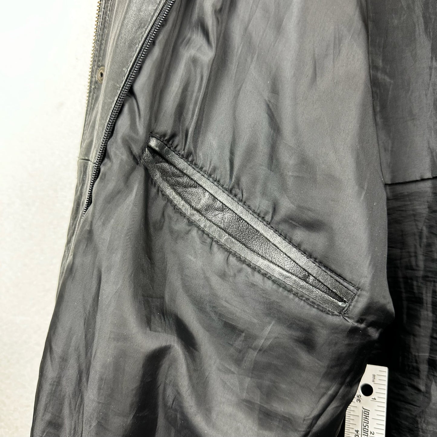 Vintage Boutique of Leather Black w/ Brown Accent Genuine Leather Full Zip Jacket