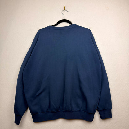 Vintage Premiere Toad River Lodge Wolf Navy Pullover Crewneck