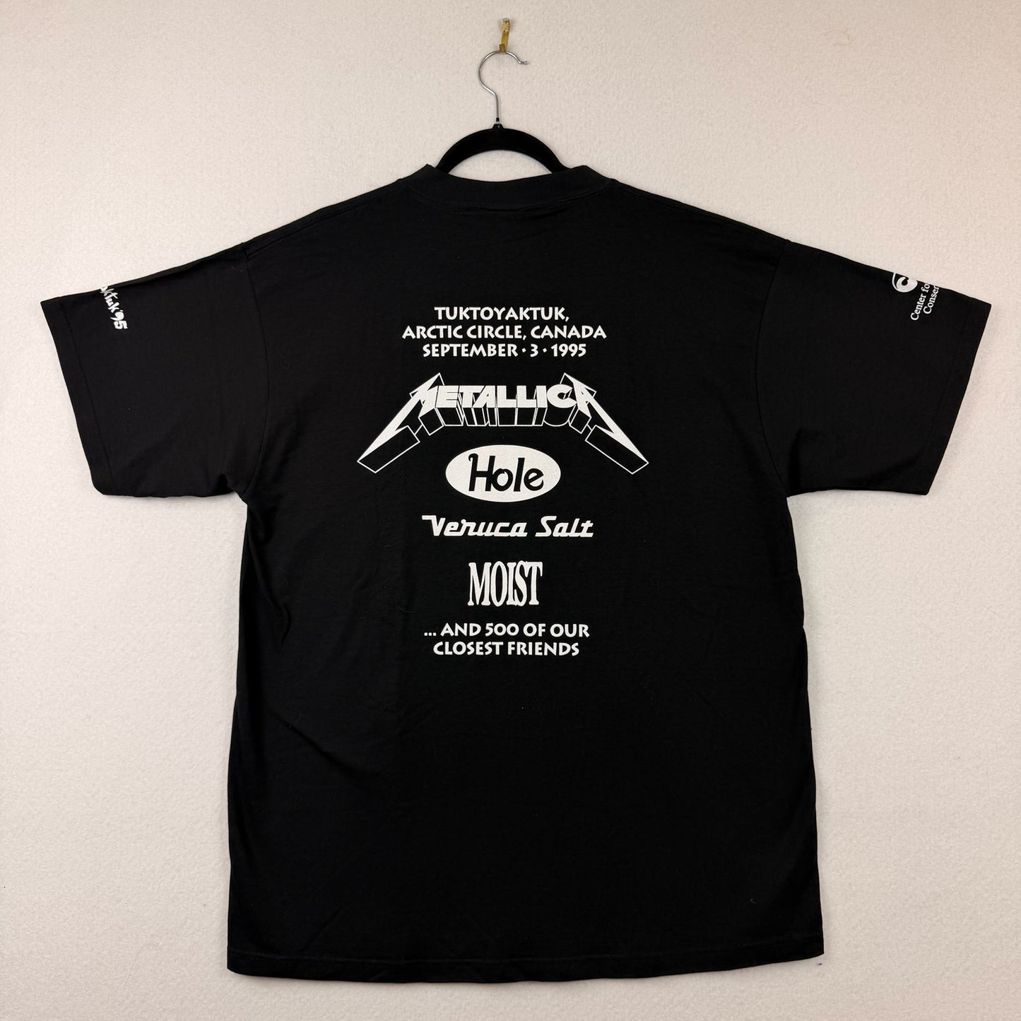 Vintage 1995 Tuktoyaktuk Molson Ice Polar Beach Party “Metallica & Hole” Graphic Black Tee