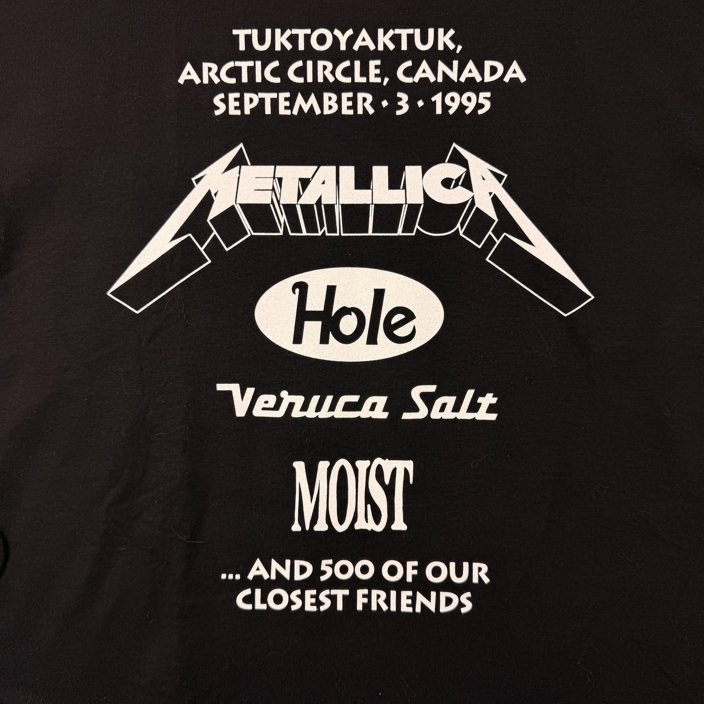 Vintage 1995 Tuktoyaktuk Molson Ice Polar Beach Party “Metallica & Hole” Graphic Black Tee