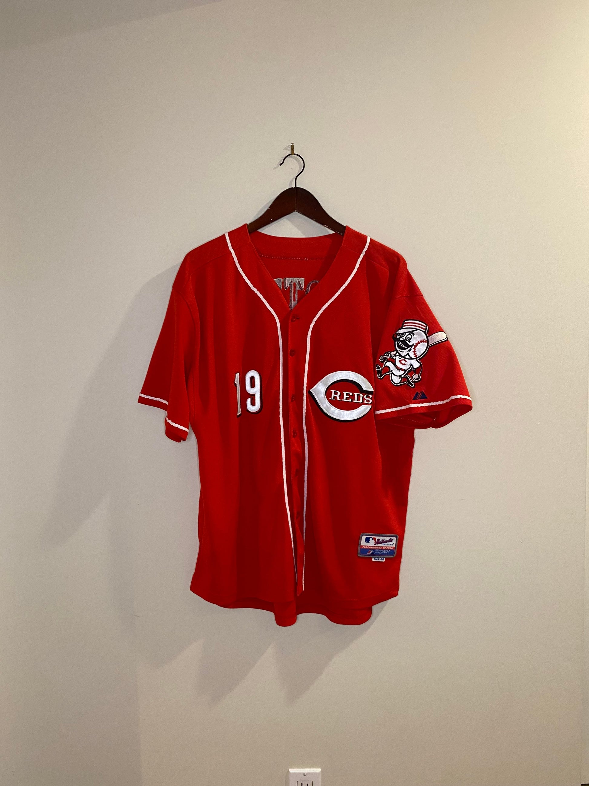 Cincinnati Reds #19 Joey Votto Mlb Golden Brandedition White Jersey Gift  For Reds Fans - Bluefink